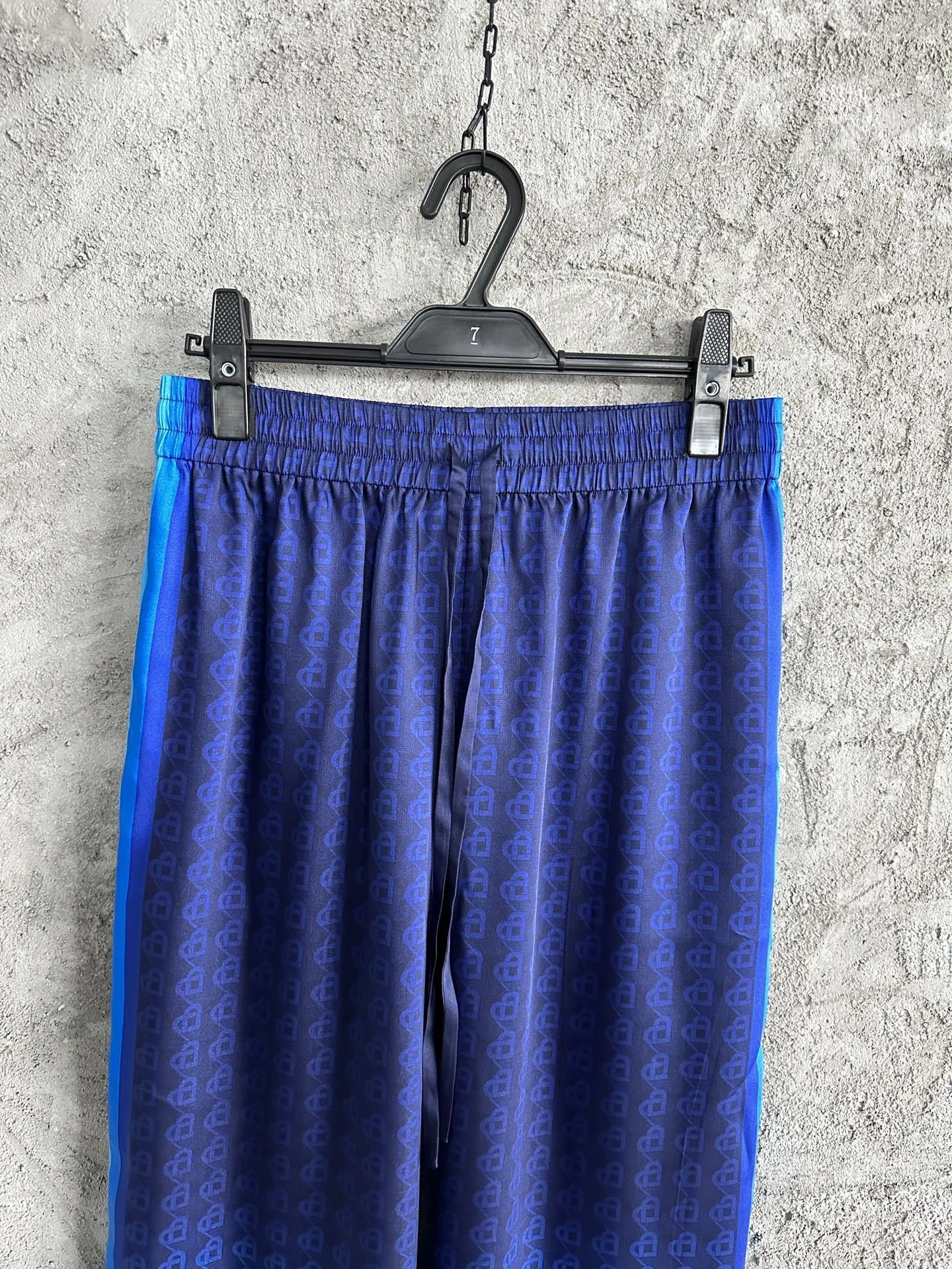 &wg.luxury- 31s1281931 Real silk item:E-F409D2899H